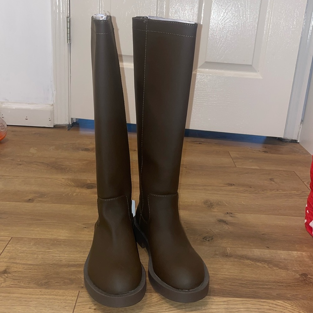 Zara Rain Boots in size 38